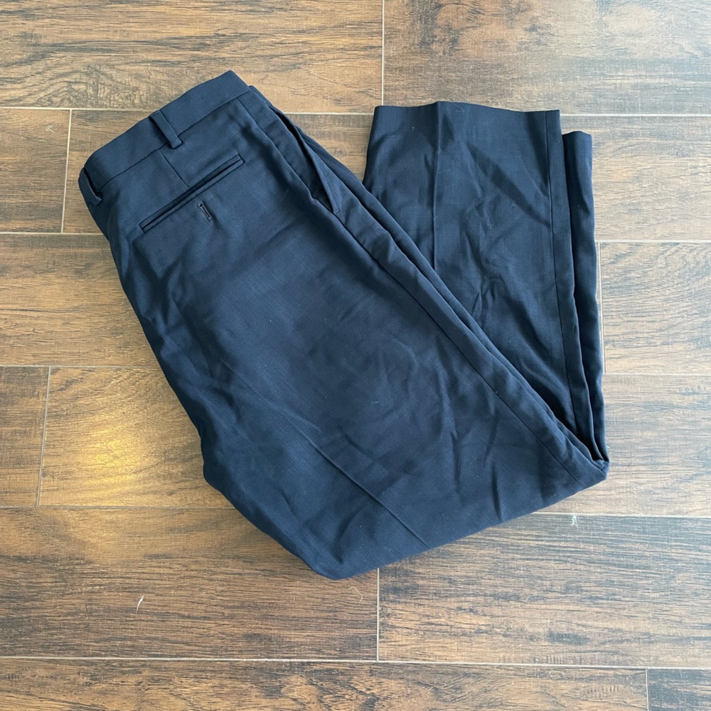 Holland & Holland black wool  Sz 36x29